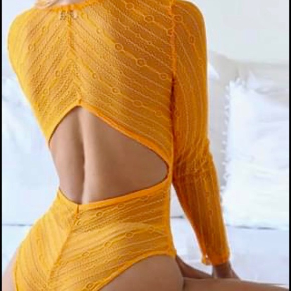 Lacy Bodysuit in 2 colours! - Picture 6 of 7